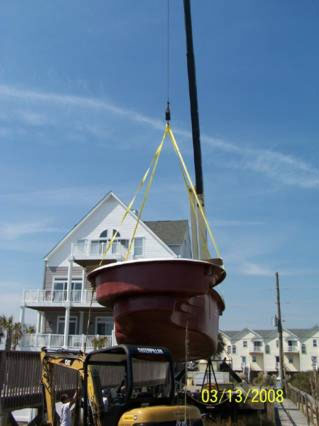 Crane lifting pool